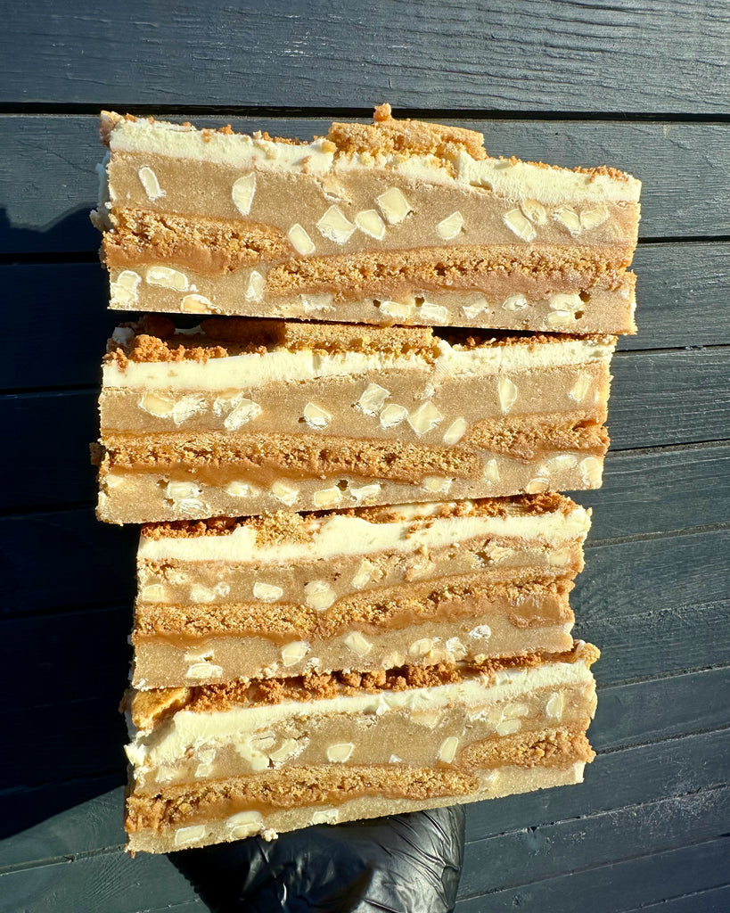Gingerbread & Biscoff Blondie