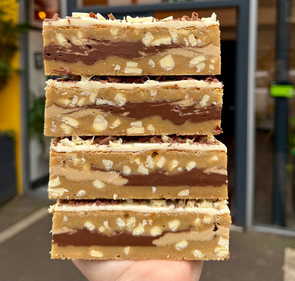 Kinder & Nutella Blondie