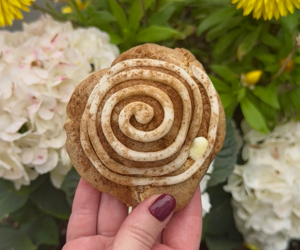 Cinnamon & White Chocolate Brookie