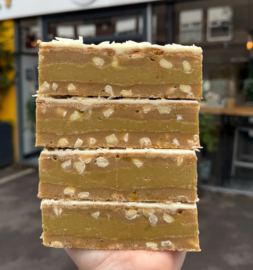 Pistachio Blondie
